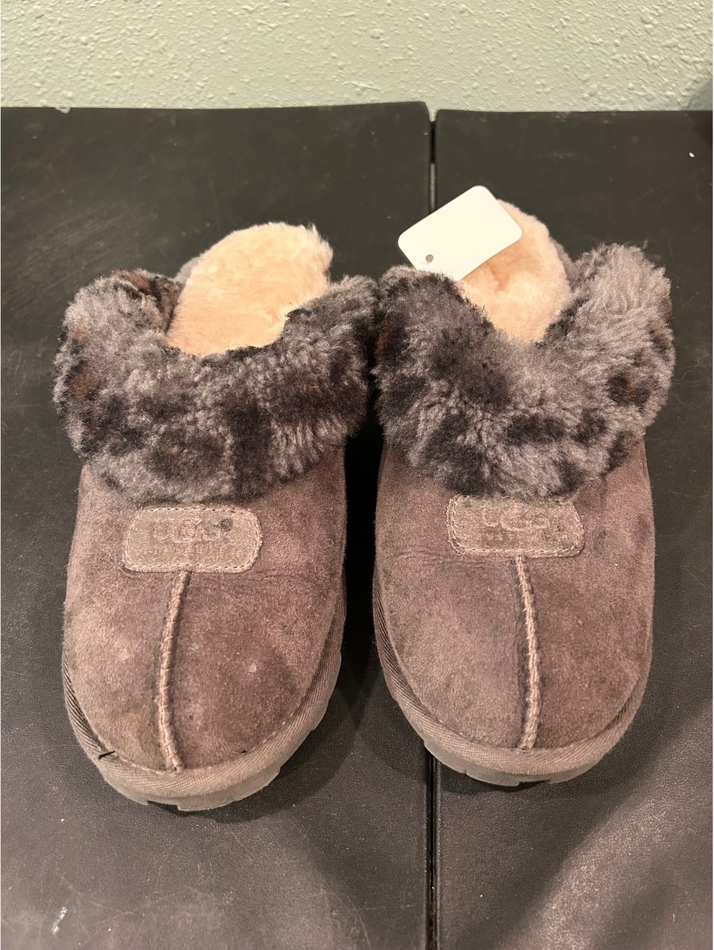 Size 9 Ugg slippers